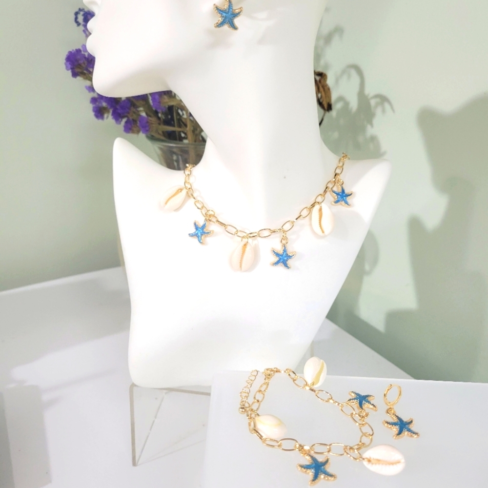 NWT 4 Pc SUMMER BEACHY NECKLACE SET. Starfish+